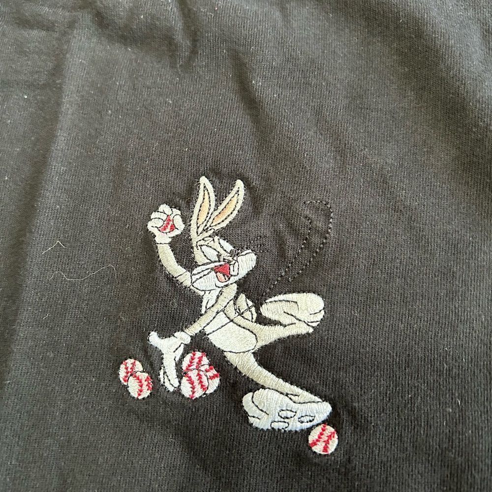 Warner Bros Looney Tunes Playing Hard Ball Taz Bugs Bunny Tshirt - Picture 4 of 5
